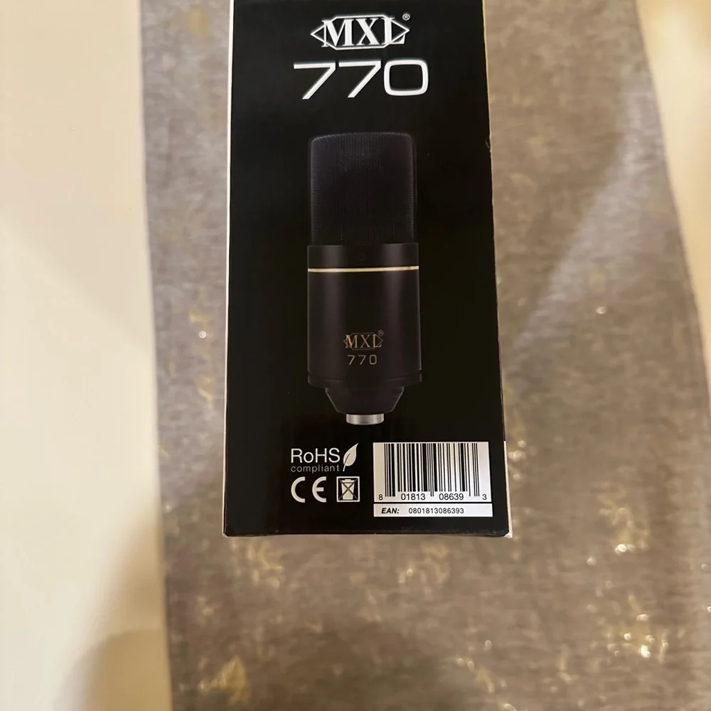 770 Cardioid Condenser Microphone - Black